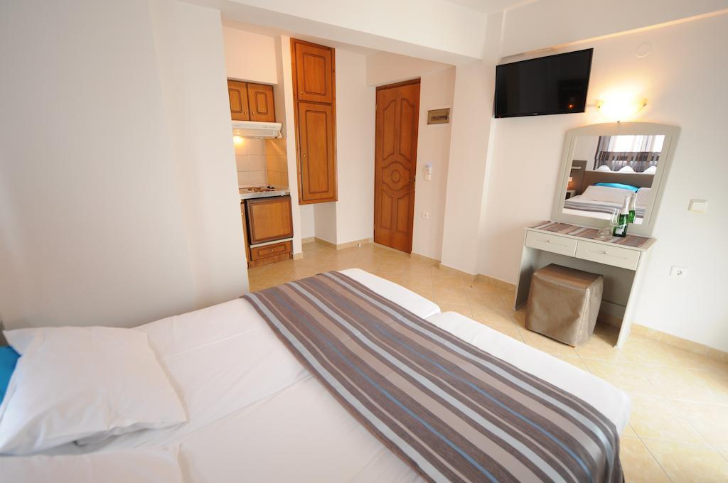 Hotel Asterias Ліменарія Номер фото